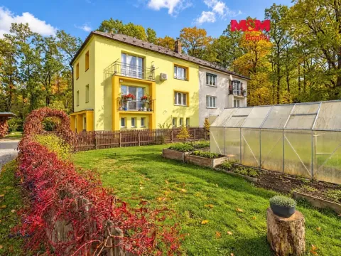 Prodej bytu 3+1, Třeboň - Holičky, 99 m2