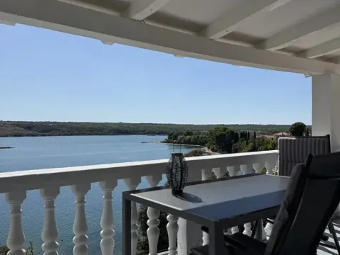 Prodej bytu 4+kk, Posedarje, Chorvatsko, 66 m2