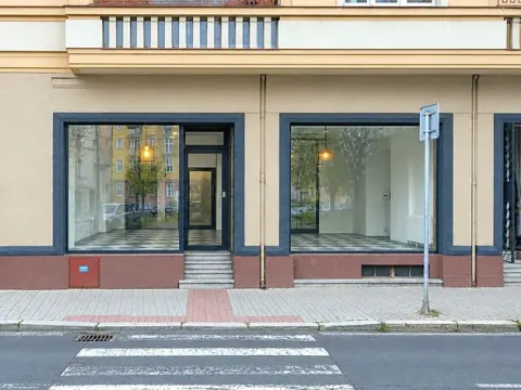 Pronájem obchodního prostoru, Karlovy Vary, Vítězná, 40 m2