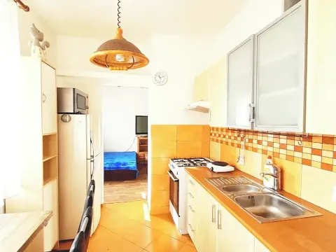 Pronájem bytu 1+kk, Praha - Bubeneč, Ve struhách, 33 m2
