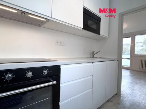 Pronájem bytu 2+1, Ústí nad Labem - Ústí nad Labem-centrum, Velká Hradební, 51 m2